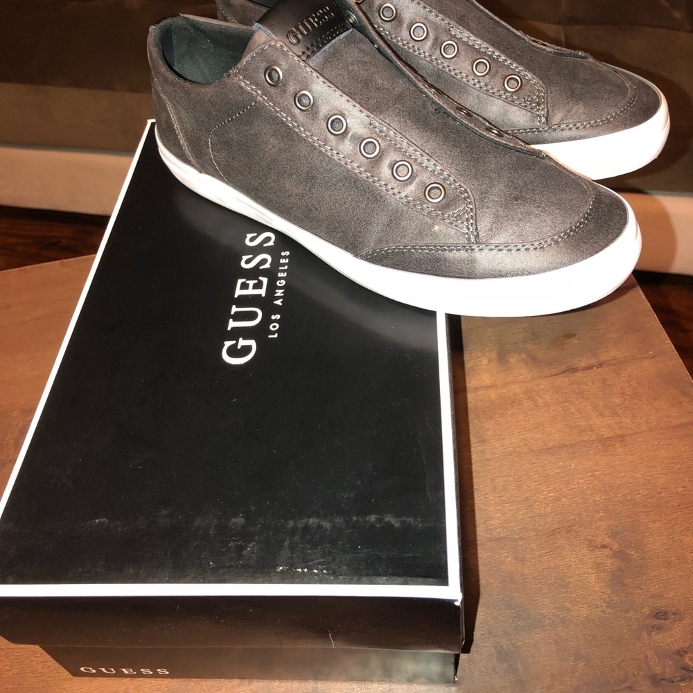 Casual Dark grey Guess sneakers